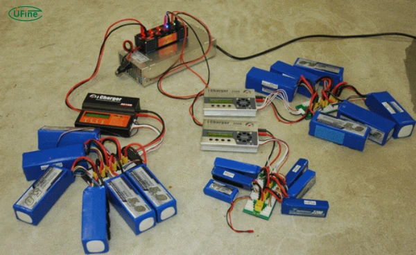 charging batteries in parallel