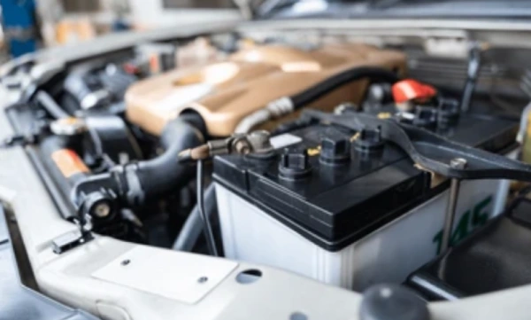 how does a car battery work