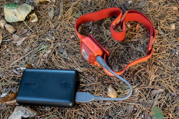 how to choose a headlamp battery charger