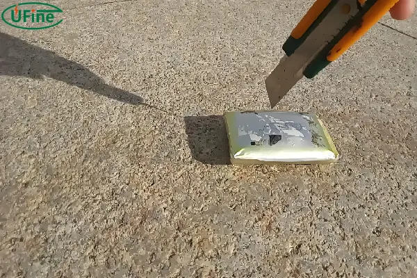how to repair the swollen lithium polymer battery