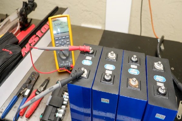 lifepo4 battery pack series and parallel connection