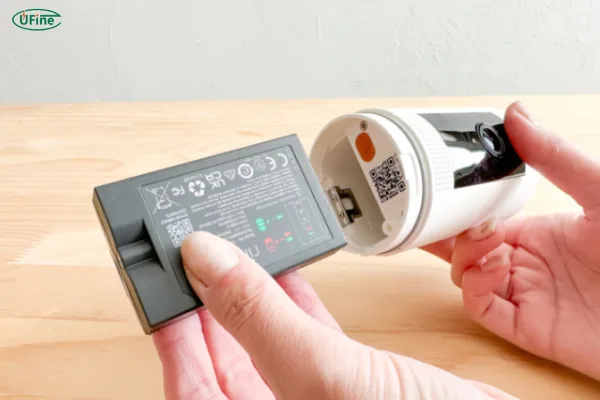 types of stick up cam batteries
