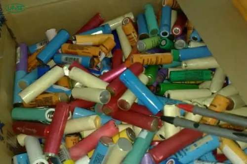 폐기된 18650 배터리