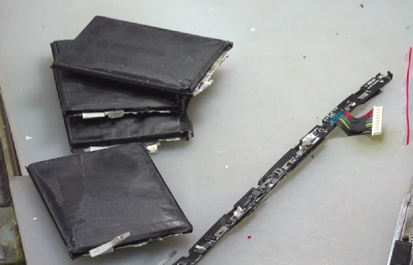 lithium battery bulge
