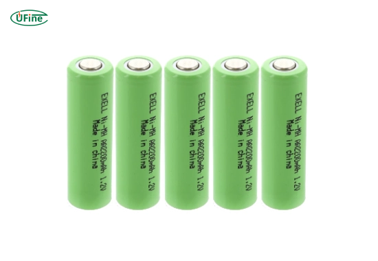 what are 1 2 v batteries
