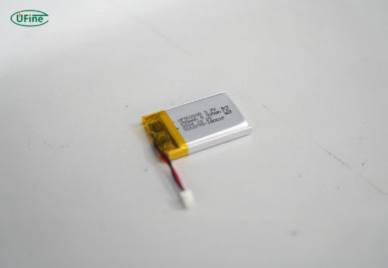 what is a miniature lithium battery