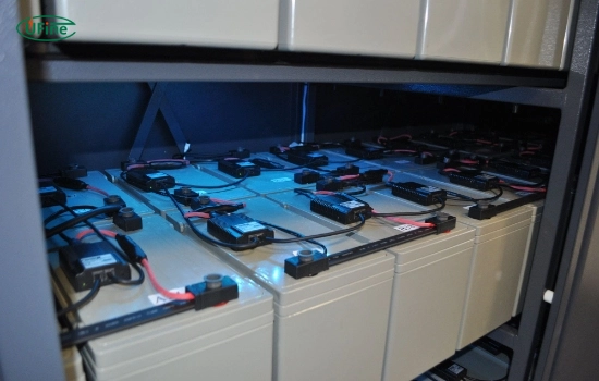 what is a ups battery
